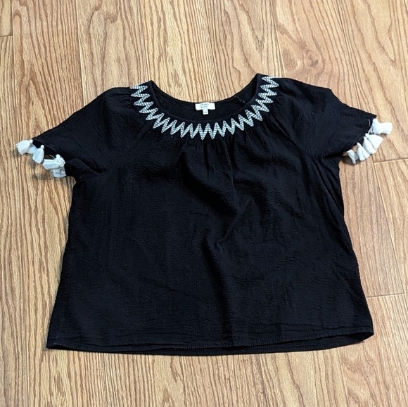 Crown & Ivy boho bohemian peasant blouse black white tassels size large - Picture 1 of 2